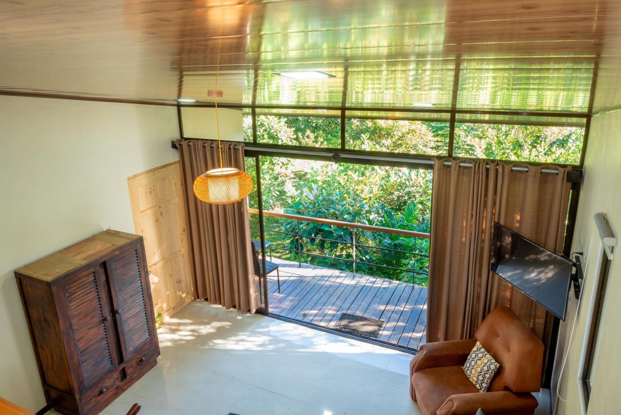 Modern Loft Inside A Beautiful Farm Appartement General Viejo Buitenkant foto