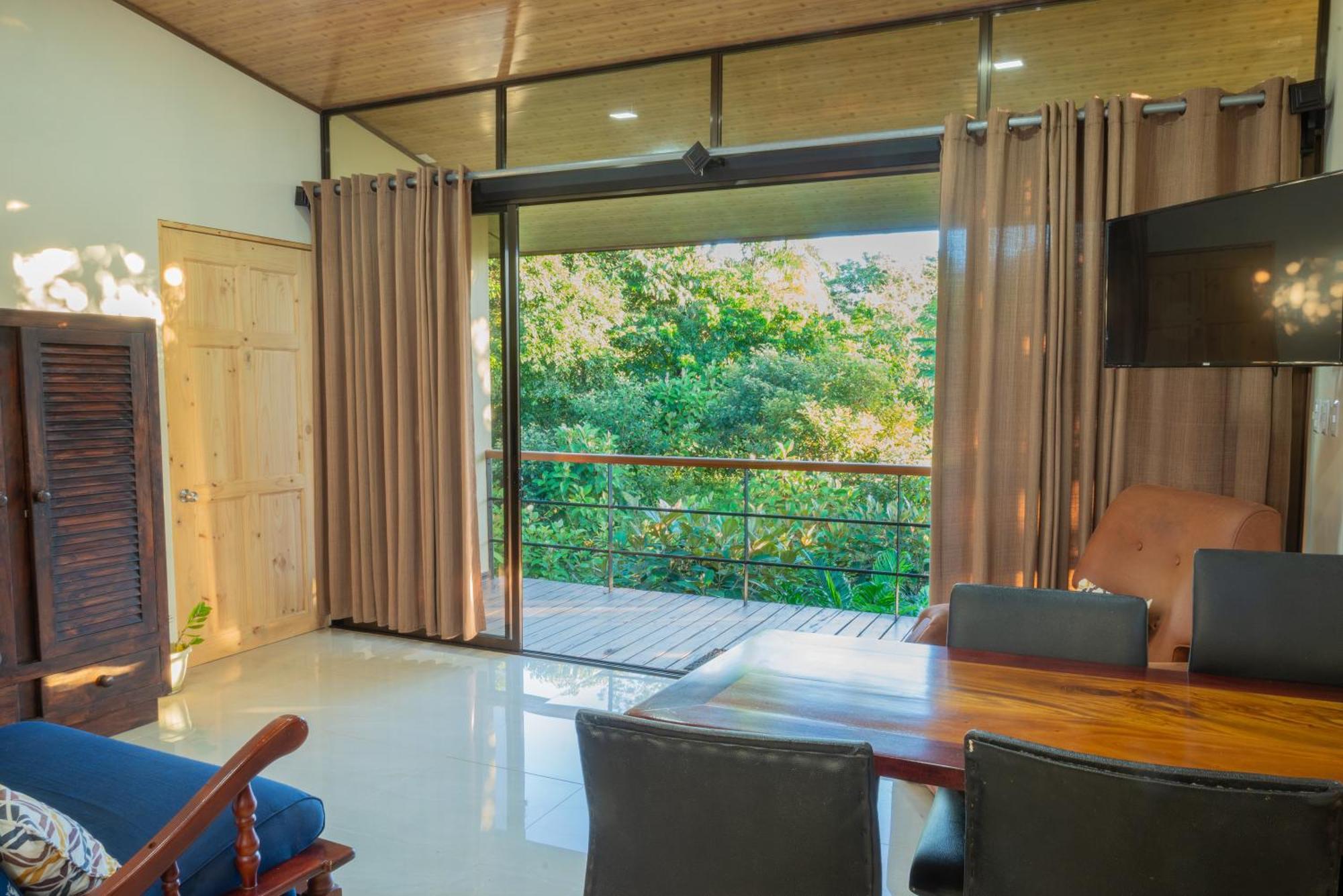 Modern Loft Inside A Beautiful Farm Appartement General Viejo Buitenkant foto